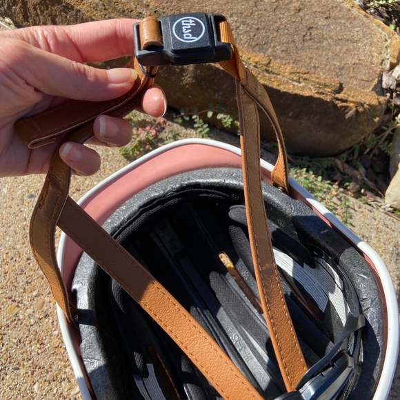 Thousand Jr. Kids Bike Helmet Pink - Picture 4 of 6